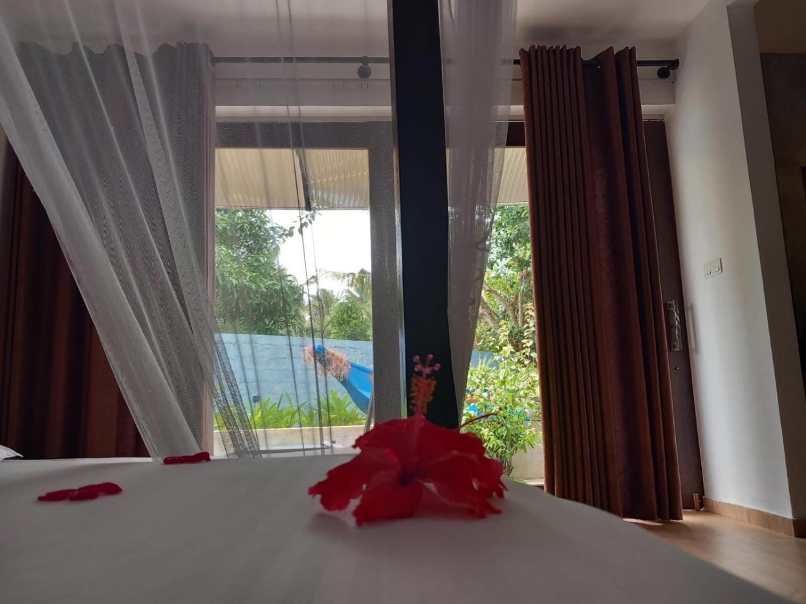 Villa Tangalle Lagoon Room photo